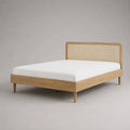 Doppelbett aus Eiche mit Rattan-Kopfteil 200x160 cm